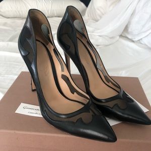 Gianvito Rossi Black Pumps
